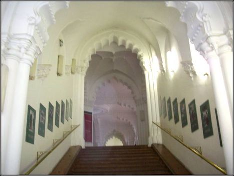 105. Magyarország - Budapest - Iparművészeti Múzeum, feljárati lépcső az emeletre (4)
