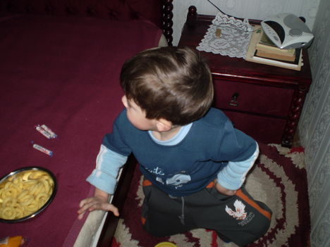 Blanka és Loránt a mamánál 2009.03.03. 160