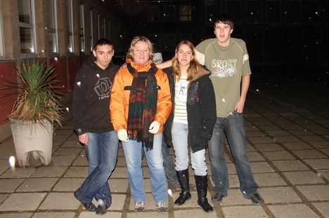 Tomy Ákos Éva néni Zsuzsa néni