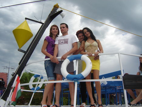 family hajókázott