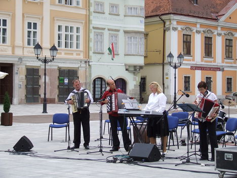 Jó kis csapat!