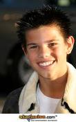 taylor lautner 