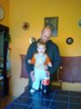 user_9333395_1231356944528_tn2