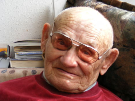 a 102..ik éves papánk