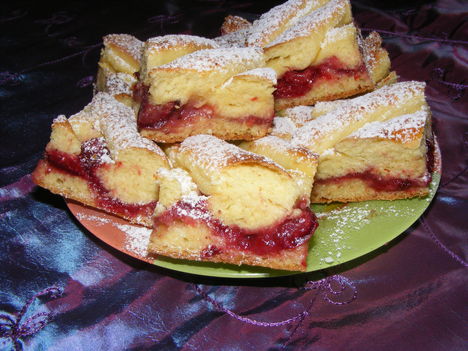 Meggyes lepény