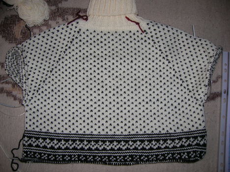 01_Norvég mintás ruha_front_B