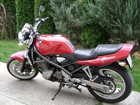 Suzuki Bandit GSF 400