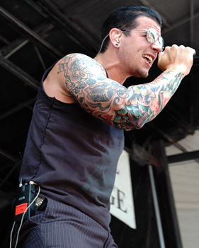 bigavengedsevenfold1