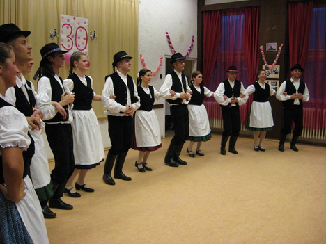 Pilisvörösvári táncok 05