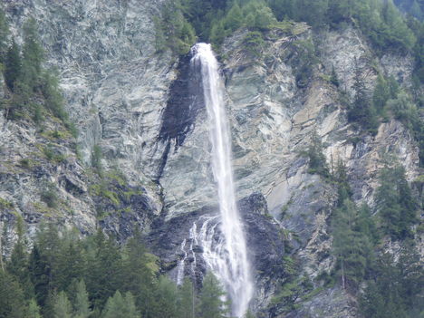 2008_08050002