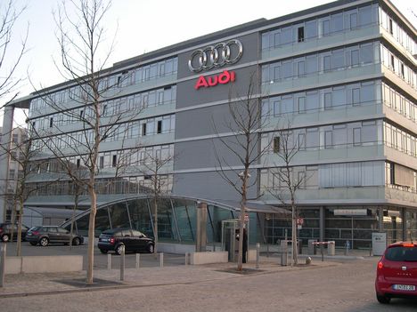 Audi gyár - főbejárat