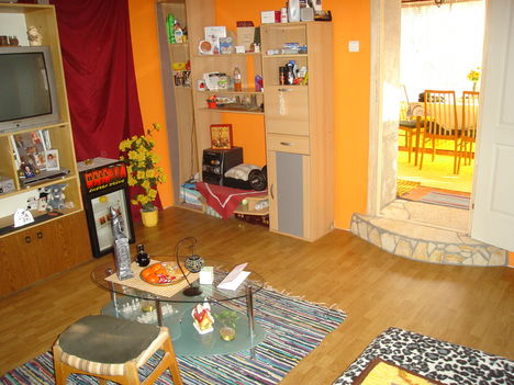 szobánk
