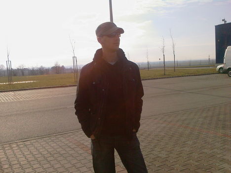 TACSKÓ parkoló