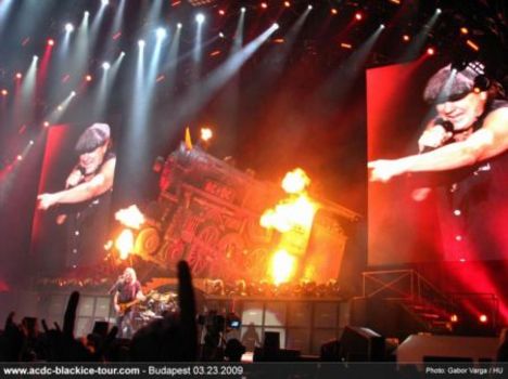 AC/Dc 4 4