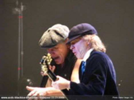 AC/DC 6 acdc-blackice-budapest-2009-vargagabor-003_resize