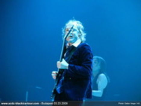 AC/DC 7 acdc-blackice-budapest-2009-vargagabor-011_resize