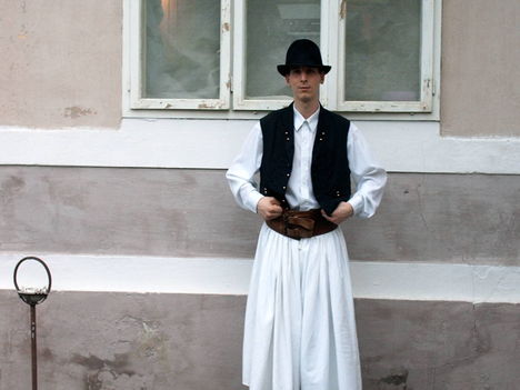 Kép 100