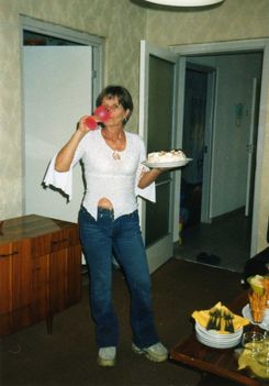 Unokám Cameron,unokám Jeden 3 Anyu tortaval