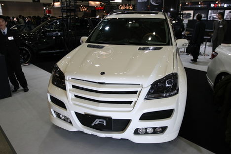 a_r_t_mercedes_gl_mammut_1