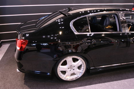 artisan_spirits_lexus_gs430_1