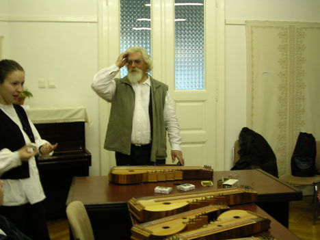 Paulik Laci bácsi