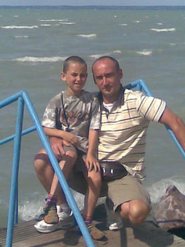 Tibi és Tamás balatonon