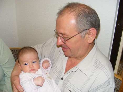 Niki nagypapával