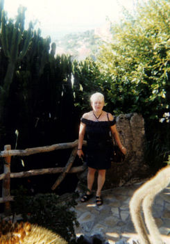 Joli Monacoban