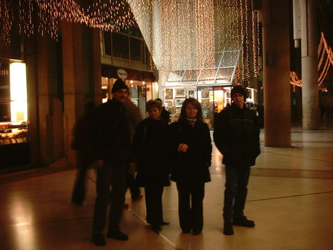 CHAMPS-ÉLYSÉES PARIS