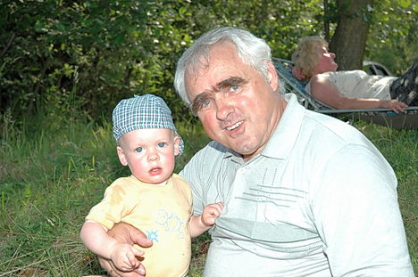 Horgászversenyen az unokámmal Donáttal Szany, 2007. május 26