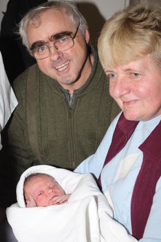 Második unokánk Lóránt születése után 2008. december 13.