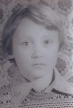 14 éves