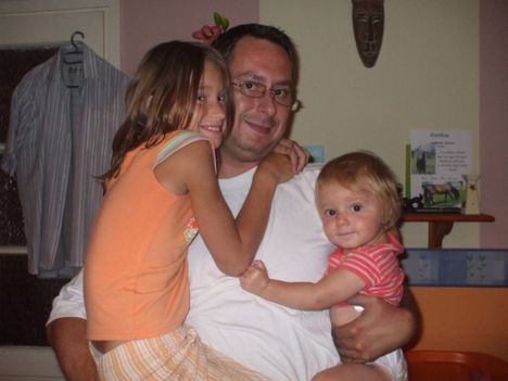 Zsolt fiam a két lány unokámmal