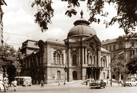 Budapest anno -Vígszínház