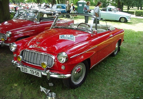 Skoda 450