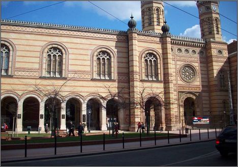 181. Magyarország - Budapest, a Zsinagóga épülete a kiskörúton