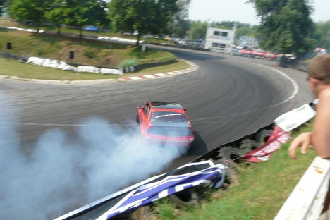 P1020003