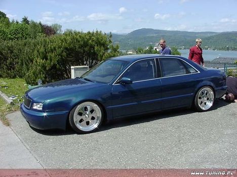 audi a8 02
