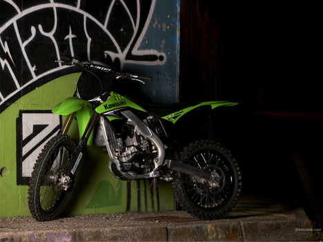 Kawasaki_KX250F_2009_01_1024x768