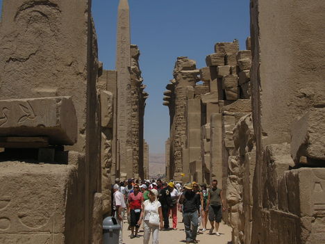 Luxor 2