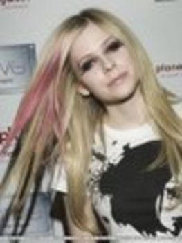 Avril Lavigne (749)