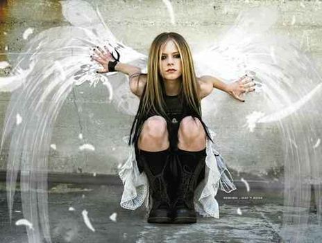 soksok_avril_kep-00004127-avrillavigne2