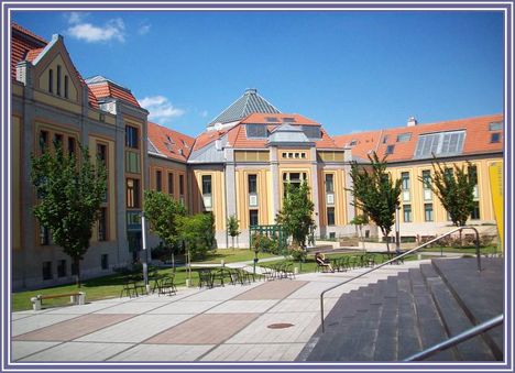 186. Magyarország - Budapest, Helyreállított épületegyüttes a Váci út sarkán