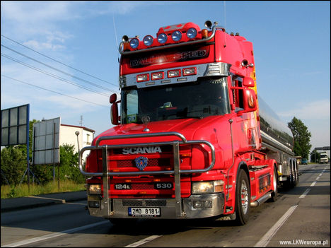 Scania 124L    530