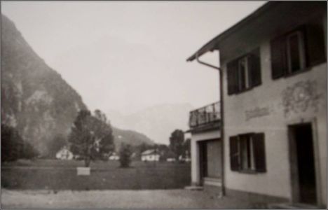 190. Svájc - Fogadó, a jungfrau lábánál, vihar előtt