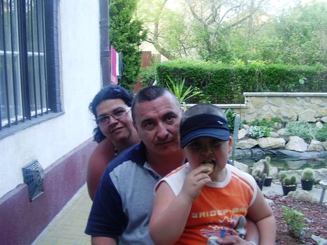 A CSALÁD