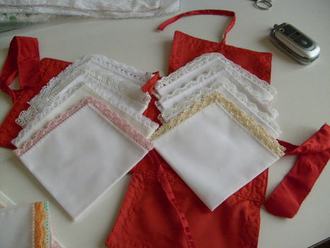 S6300237 horgoltszélű zsebkendők