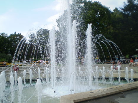 szegedi szökökút