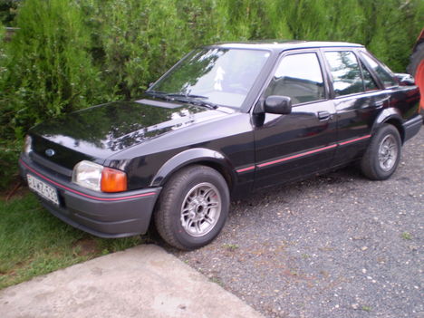 ford escort 1