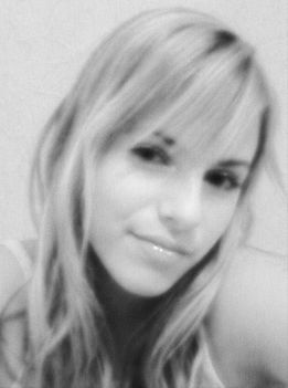 Nicoleee 10